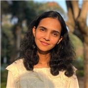 I teach English for students, focusing on academic English. Based in Hamburg, offer online lessons.