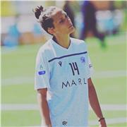 Laureata magistrale in scienze e tecniche delle attività motorie preventive e adattate ma con esperienza biennale di insegnante di italiano in una scuola elementare in Lombardia