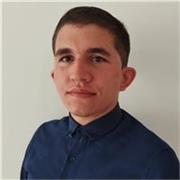 Professor particular de inglês com mais de 2 anos de experiência nessa modalidade, atendendo alunos de todas as idades