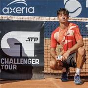 Giocatore ATP e Istruttore federale IS2 impartisce lezioni di Tennis