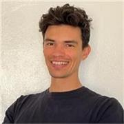Profesor titulado en ingles con experiencia de 3 años.