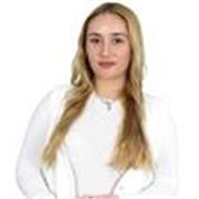 Soy una persona empática, trabajadora y disciplinada, con una gran pasión por el cuidado y bienestar de los niños. Disfruto ayuda