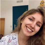 graduada en Fisioterapia, especialista en fisioterapia respiratoria y fisioterapia pediátrica