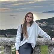 Graduada en Criminología y posteriormente en Derecho. Experiencia en clases particulares a universitarios sacando el mayor rendimiento a cada persona. Dime tus objetivos y encontraremos el mejor camino para lograrlos