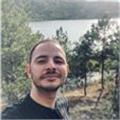 Öğrencilerimle uyumlu ve anlayışlı bir şekilde derslerimi anlatırım.