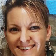 Profesional dinámica con más de 15 años de experiencia en formación y gestión de equipos.