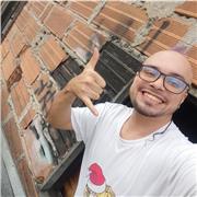 Docente de Ciencias Sociales listo para labores