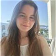 Profesora especializada en la enseñanza de General English y Cambridge exams (KET/PET/FCE/CAE)