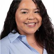 Profesora particular de diseño gráfico, con 2 años de experiencia.