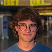 20 anni, studente di lettere classiche. Offro ripetizioni di Latino, Greco e Italiano!