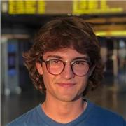 20 anni, studente di lettere classiche. Offro ripetizioni di Latino, Greco e Italiano!