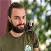 Tierpfleger, mit Begeisterung für Zahlen und Bildungsarbeit, hilft dir bei deinen Defiziten (Auch Menschen mit ADHS und Autismus willkommen!)