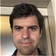 Abogado especializado en Corporate M&A con quince años de experiencia en despachos de primer nivel. 