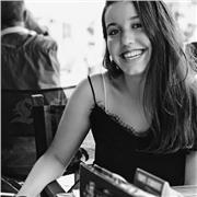 Doy clases particulares de Lengua y Literatura, Inglés (tengo el certificado ADVANCED Cambridge), Matemáticas, Ciencias Naturales y Sociales. Soy estudiante de 4° año de magisterio Primaria e Infantil en la Universidad Pontificia Comillas