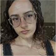 Offro ripetizioni a distanza a ragazzi per migliorare il rendimento scolastico, supporto extra per i compiti e tutoraggio.