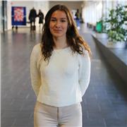 Insegnante per aiuto compiti per casa e studio