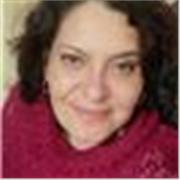 profesora especializada en apoyo escolar por plataforma zoom