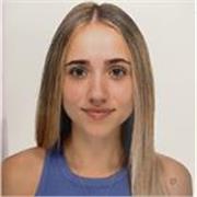 Maestra de Educación Primaria apta para todos las edades y niveles.