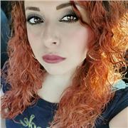 Laureata magistrale presso l'Università degli studi di Napoli L'Orientale, con esperienza nell'insegnamento, impartisce lezioni di italiano L2/LS per tutti i livelli