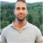 Profesor de inglés graduado, con amplia experiencia en la impartición de clases de apoyo o de preparación de exámenes oficiales
