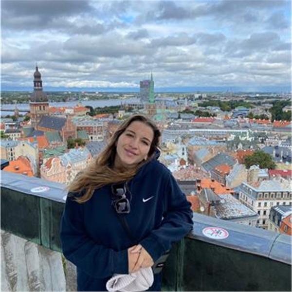 Lena Deutsch als Fremdsprachelehrer in Hannover, Landeshauptstadt