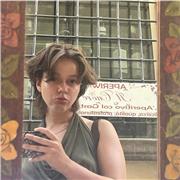 Nachhilfelehrerin für Mathematik mit verständlicher und geduldiger Herangehensweise - aus der 11 Klasse, für 1 - 8 Klasse