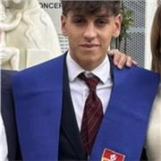 Ofrezco clases particulares,estudiante de medicina con conocimientos de matemáticas todos los contenidos de primaria y secundaria