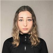 Profesora particular de biología con nociones en química y bioquímica también, además de inglés.