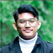 Patient English tutor with real teaching experience available online