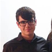 Alumno de 2º Bachillerato científico con notas excelentes en matemáticas.