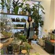 Science teacher looking to tutor students in secondary school. Also have experience teaching Zoology and environmental science to university and college students