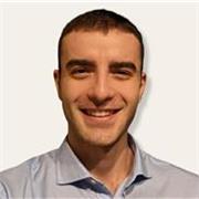 Laureato magistrale in lingue impartisce lezioni private di Inglese e Spagnolo a studenti di scuole medie e superiori