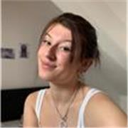 Je m’appelle Léa, mais vous pouvez aussi m’appeler la professionnelle des rédactions ;)
Je suis étudiante et très motivée !
