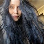 Sono una ragazza intraprendente con la voglia di sostenere bambini e bambine nel loro percorso educativo e formativo da remoto.