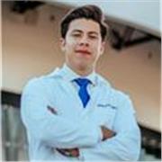 Médico egresado de la BUAP, residente de 3er año de medicina interna con experiencia en clases a nivel posgrado