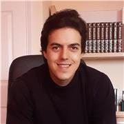 Qualified English teacher available for online sessions