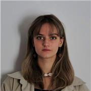 Universitaria ofrece clases particulares de Inglés, matemáticas, castellano y literatura, historia, Tecnología y fotografía