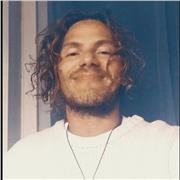 profesor de crear bucles de instrumentos entre piano y instrumentos digitales