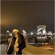 Soy una docente especializada en Educación Primaria y Educación Infantil. Soy atenta, paciente, organizada y con ganas de enseñar.