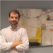 Graduado en Finanzas y Contabilidad por la US, con un Máster en Fiscalidad y Procedimientos tributarios (Premio Nº1) en la Escuela de Negocios de la Cámara de Comercio de Sevilla, 3 años estudiando las oposiciones a técnico de hacienda del Estado (CTH), l