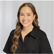Feeling overwhelmed with study, career decisions or confidence? I’m a Psychology graduate with experience in graduate recruitment.
