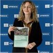 Professeure native de russe et d'anglais avec 4 ans d'expérience auprès d'enfants propose des cours particuliers pour tous âges 