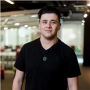 Native English speaker providing online lesson with a focus on conversation and grammar