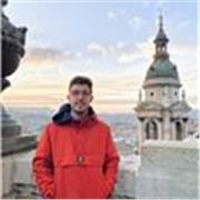 Clases de economía dadas por estudiante terminando tercero del Grado de Administración y Dirección de Empresas