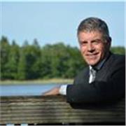 English Lessons - Online - Canadian Italian Consultant & Songwriter - with an adventurous life