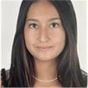 Estudiante de biomedicina, imparte clases de forma online y presencial