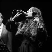 Técnica vocal y liberación de la voz. Con más de 15 años de formación y profundo conocimiento sobre el instrumento vocal