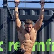 Especialista en pérdida de grasa en mujeres y ganancia muscular en hombres. Entrenamientos exclusivos y personalizados. Contáctame