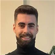 Profesor titulado en ingeniería mecánica en disposición de impartir matemáticas, física y dibujo técnico, con experiencia previa en clases online y presencia
