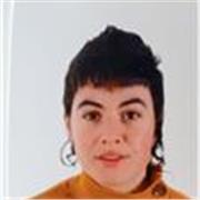 Profesora de piano acto para todas las edades y niveles. Formación completada de 8 años en escuela de música municipal.